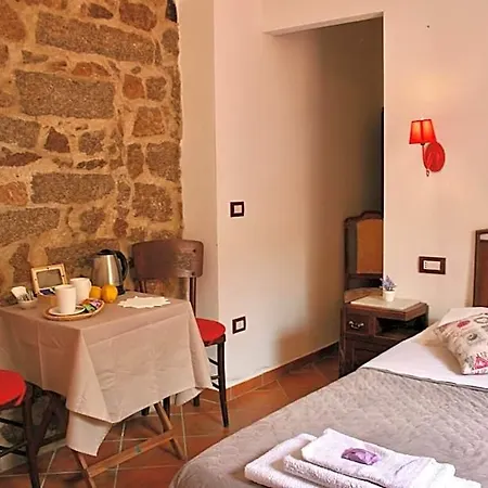Duca D'aosta Oda ve Kahvaltı 3*